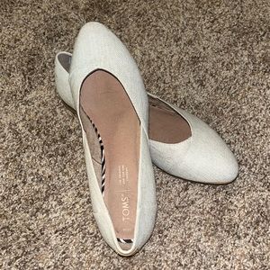Toms Ivory flats